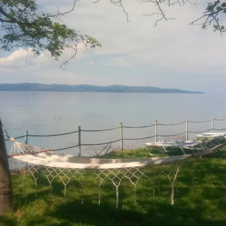 Simos In Paleokastro Edipsos